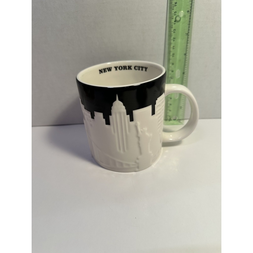 Starbucks New York City NYC 2012 3D Relief Skyline Taxi Mug 16 oz Collector